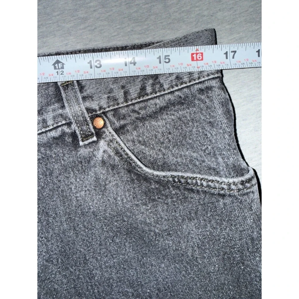 VTG Levi 557 Men Jeans 34x26* (Tag says 36x36) Black Straight Leg USA